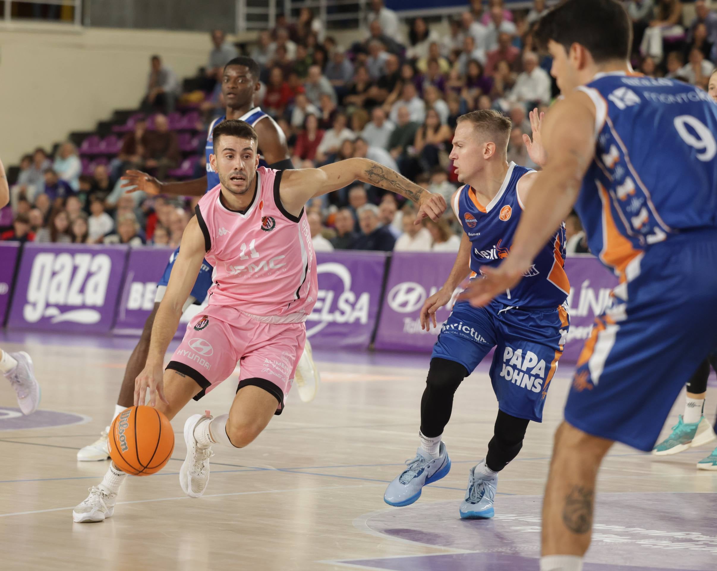 La derrota del UEMC Real Valladolid Baloncesto ante Fuenlabrada, en imágenes