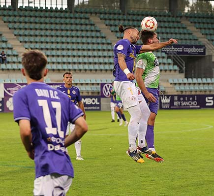 El Becerril se lleva el primer derbi provincial