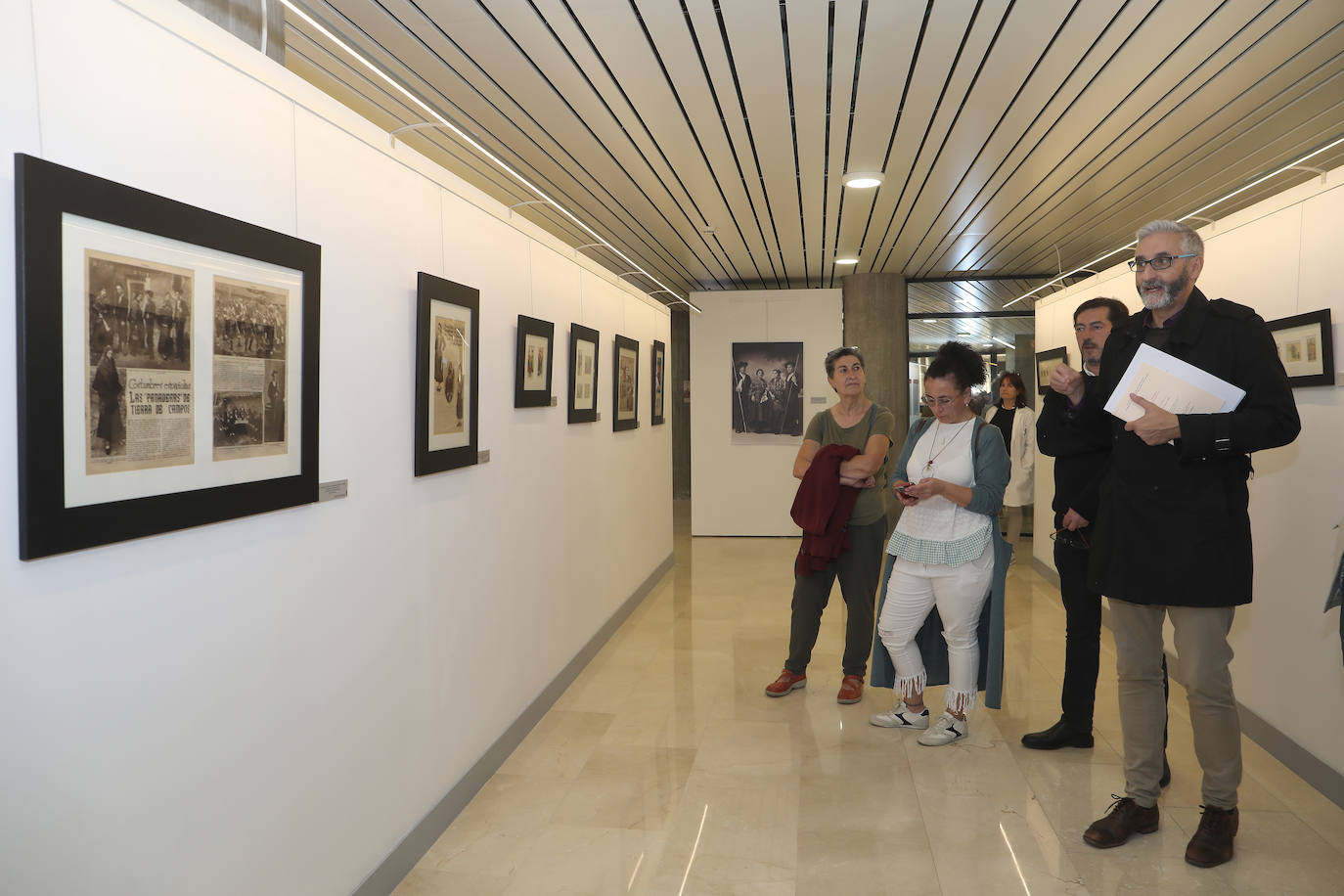 Así es la muestra &#039;La indumentaria tradicional en Palencia&#039;