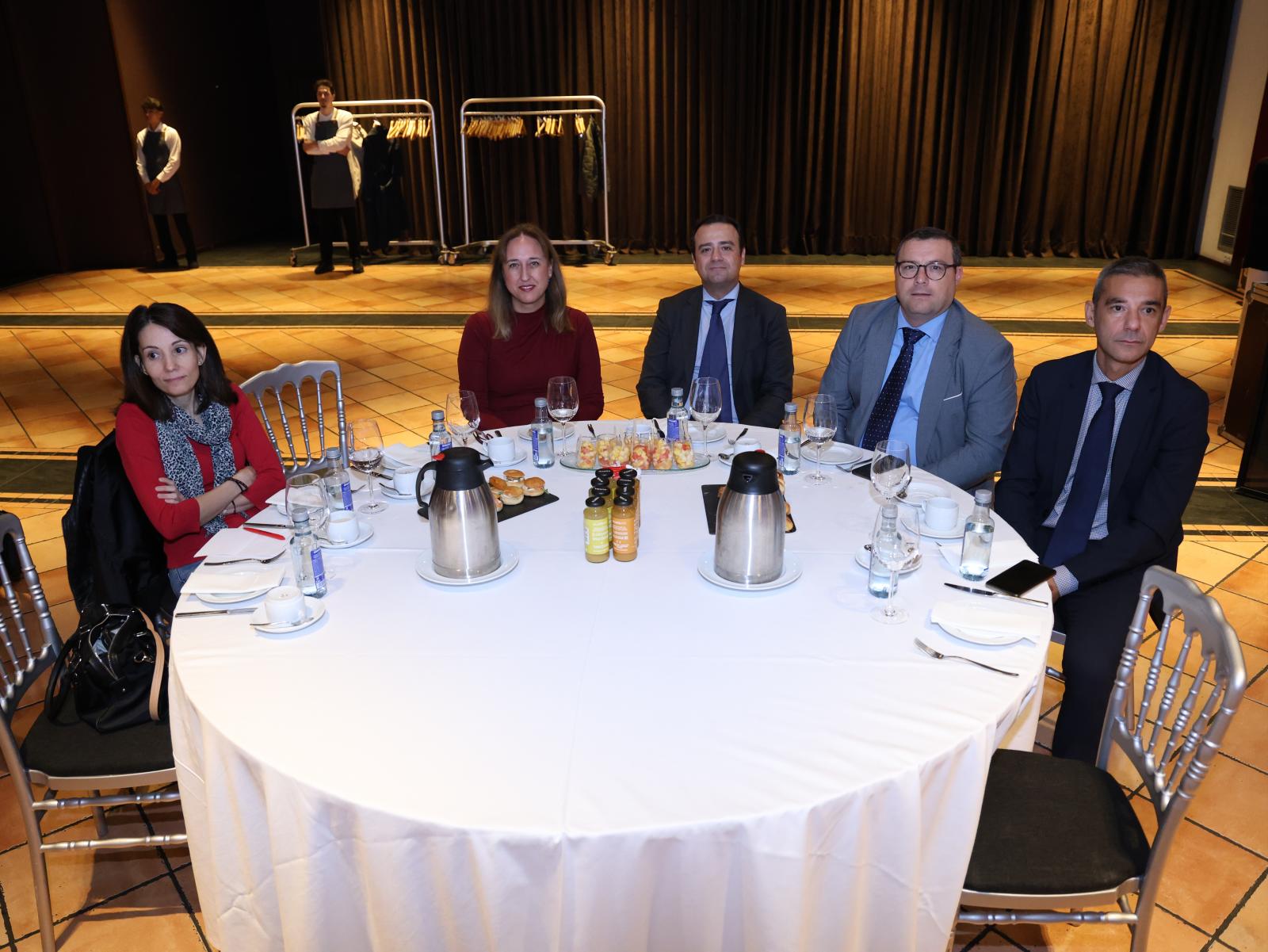 Cristina Casado, Elena Ortega, Miguel Sánchez, Fermín Vallejo y Raúl Herguedas.