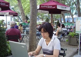 Rebeca García Nieto, trabajando en un parque de Nueva York.