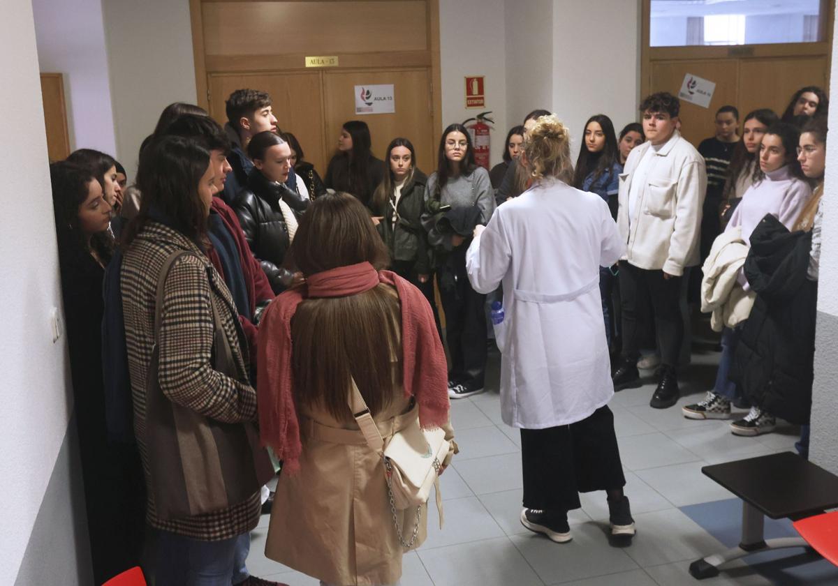 Jornada de puertas abiertas en la Facultad de Medicina de la Universidad de Valladolid, el pasado mes de febrero.