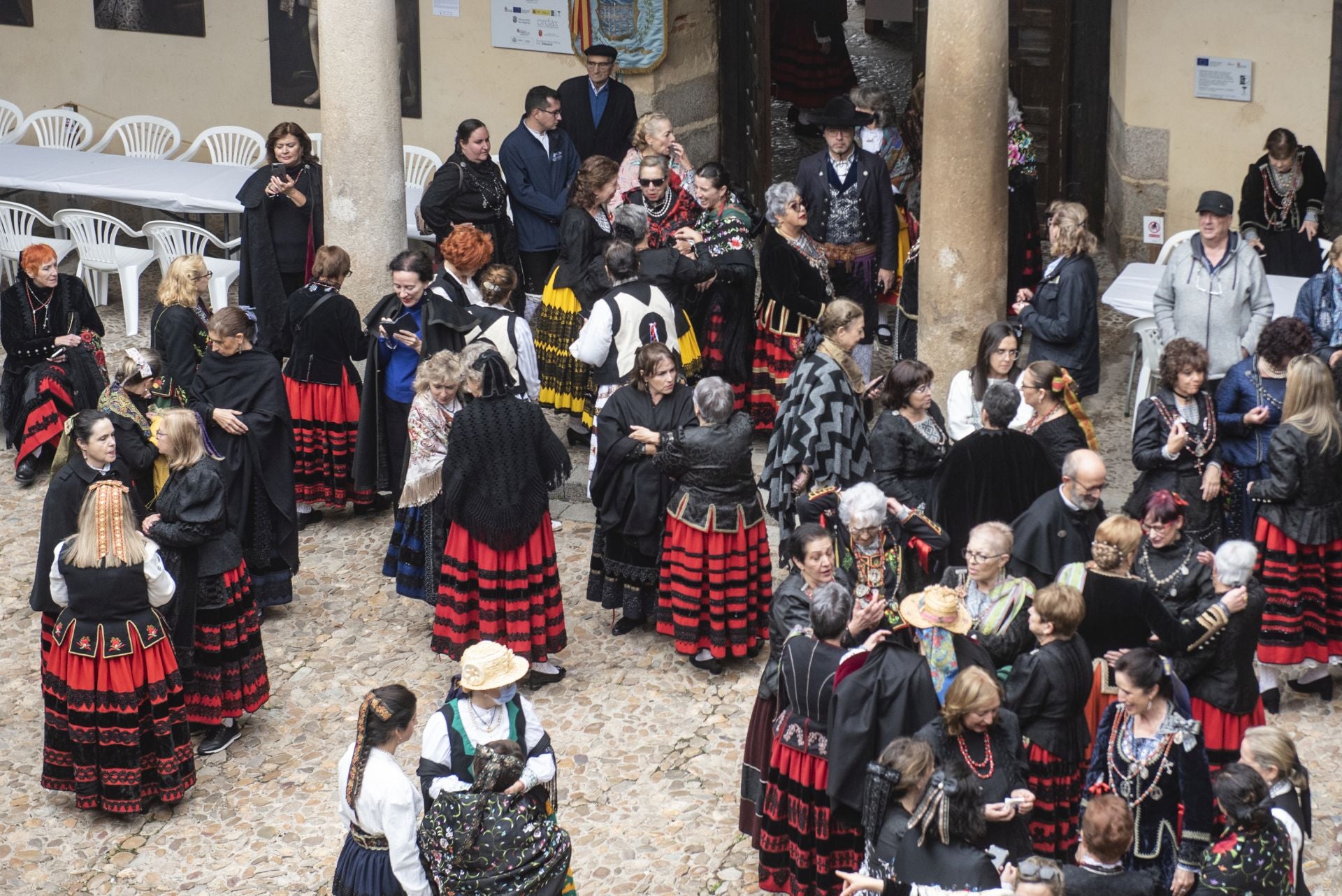 La concentración de trajes segovianos, en imágenes