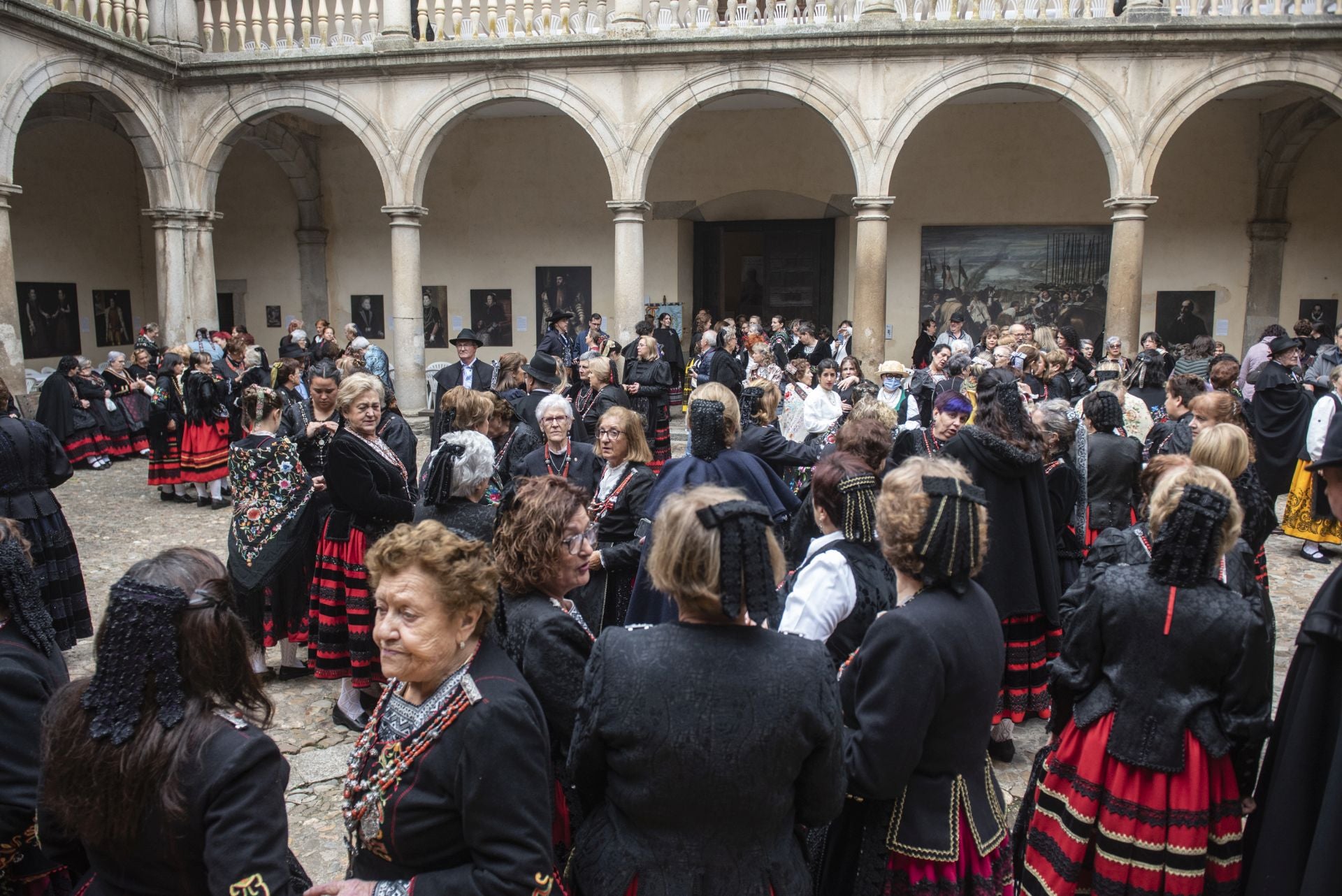 La concentración de trajes segovianos, en imágenes