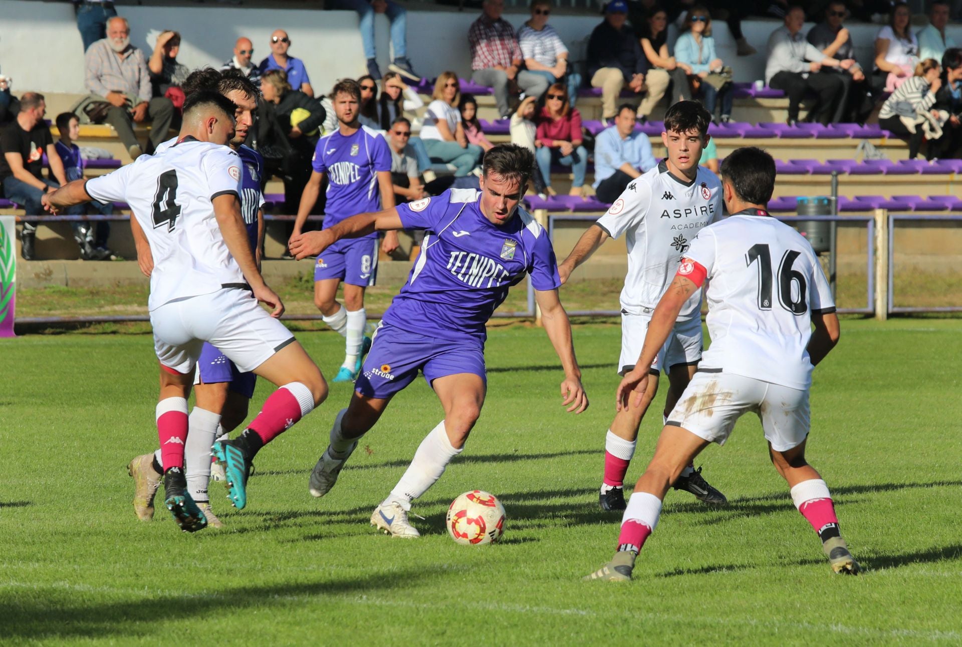 Becerril 2-0 Júpiter Leonés