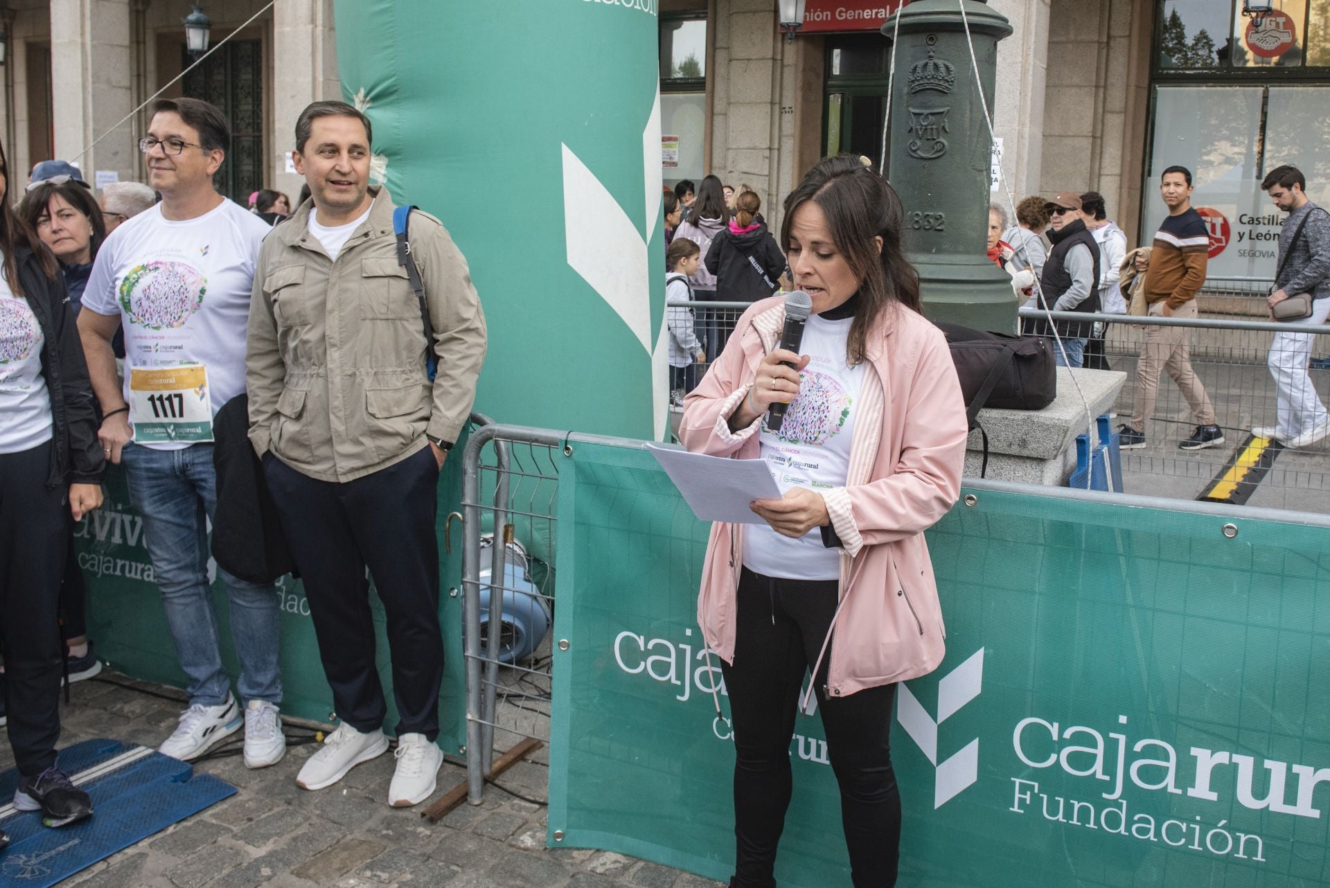 Fotografías de la marcha contra el cáncer de mama 2024