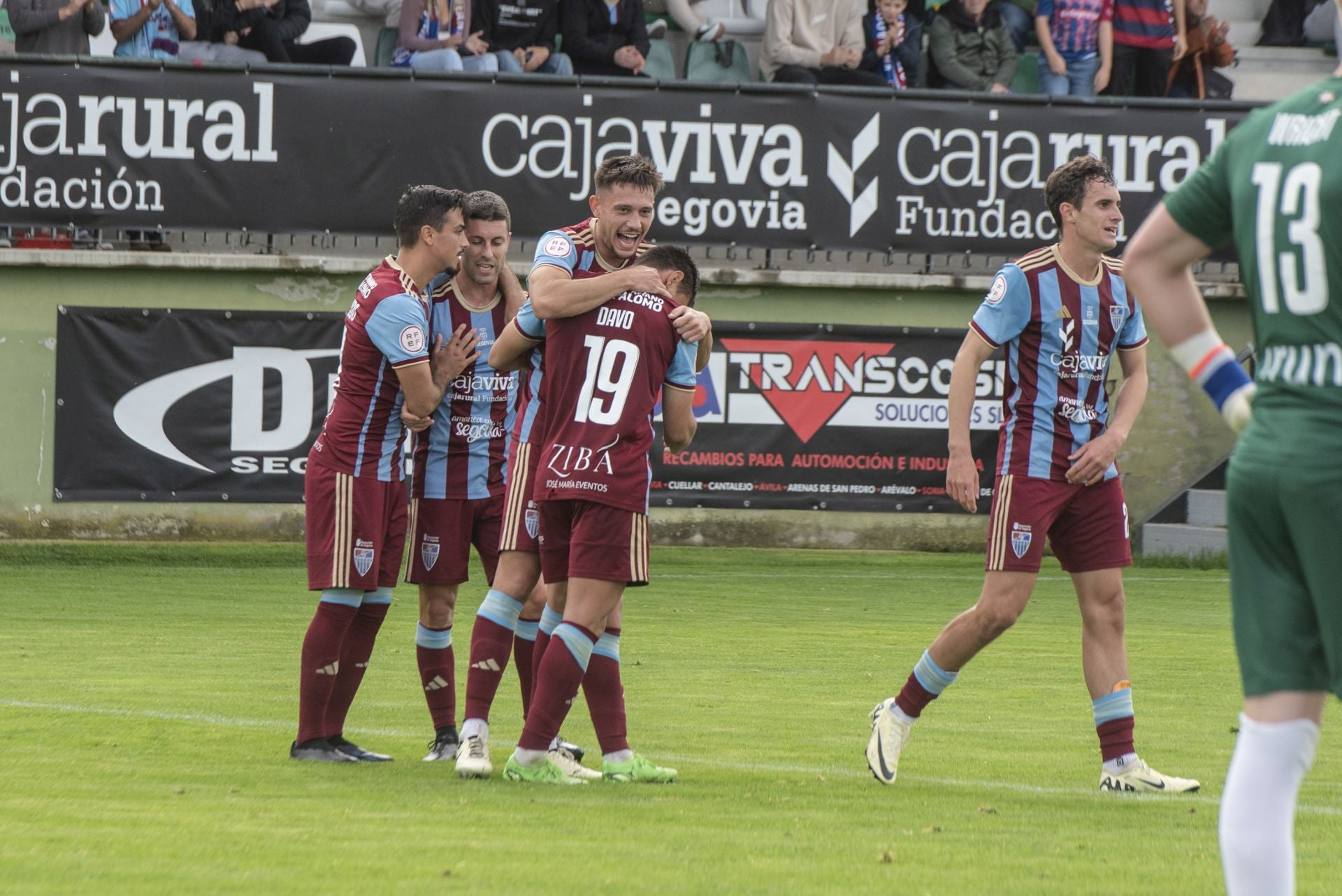 Fotos del triunfo de la Sego ante el Real Unión (1 de 2)