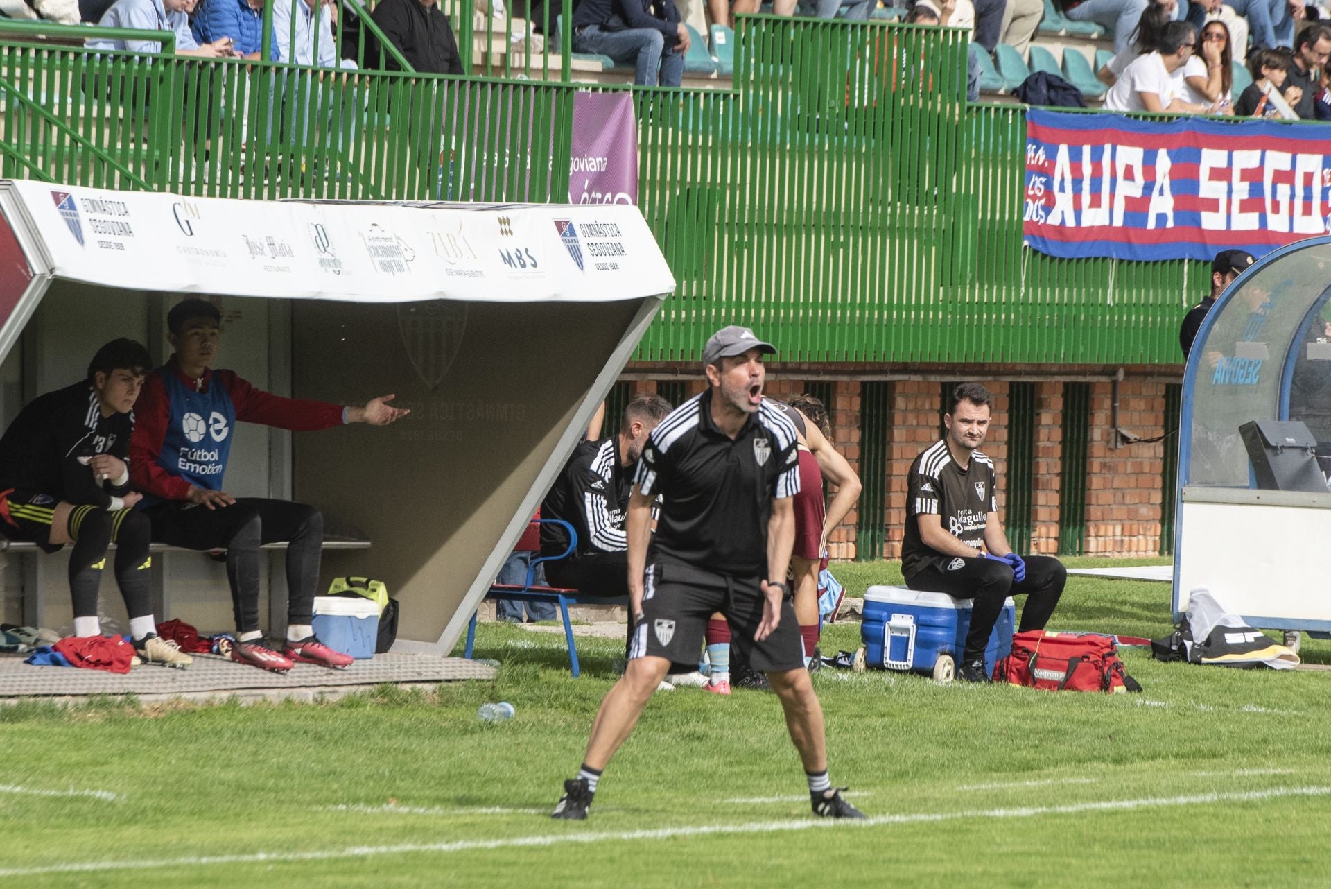 Fotos del triunfo de la Sego ante el Real Unión (1 de 2)