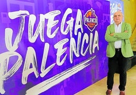 El presidente del Palencia Baloncesto, Gonzalo Ibáñez, en la presentación de la campaña de abonados.