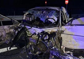 Imagen de uno de los vehículos siniestrados en el accidente.