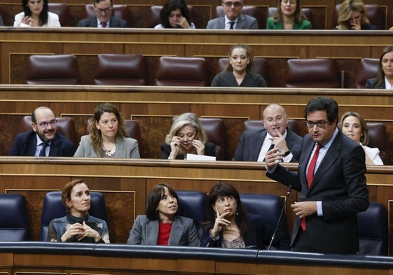 Óscar López, en su réplica a Mercedes Cantalapiedra en la sesión de control al Gobierno en el Congreso.