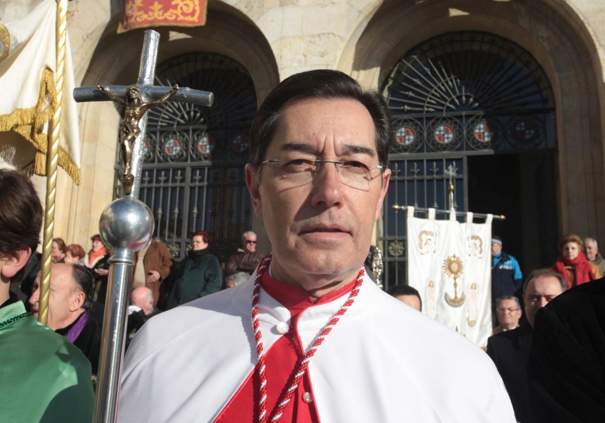 Antonio Merino Vítores, en una imagen de 2011 como hermano mayor del Cristo de la Misericordia.