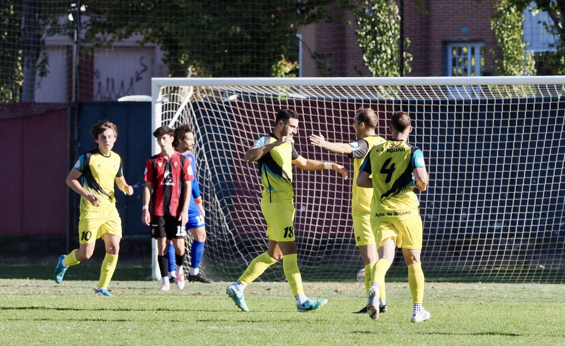 Los juadores del Mojados celebran un gol, en un partido anterior.