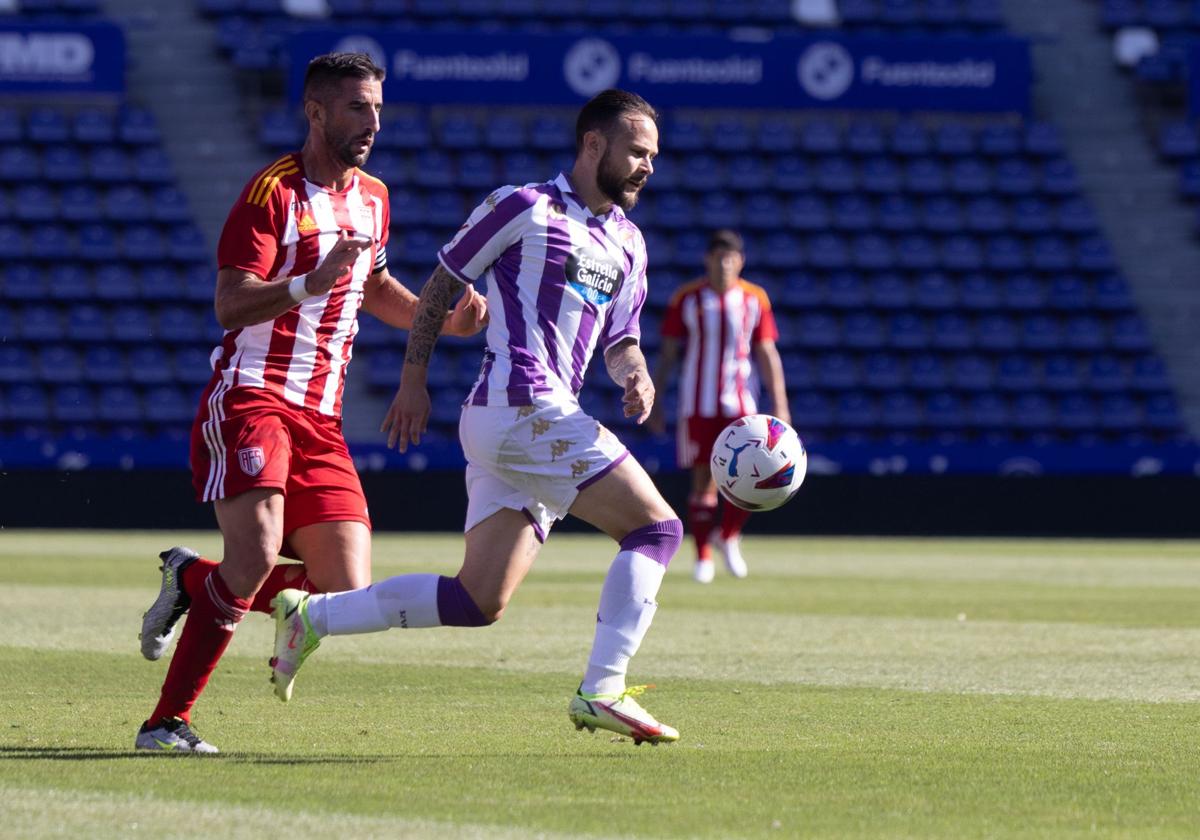 Iván Sánchez, durante el partido amistoso frente al conjunto luso en verano de 2023.