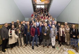 Los participantes en la reunión celebrada este viernes en el colegio García Quintana.