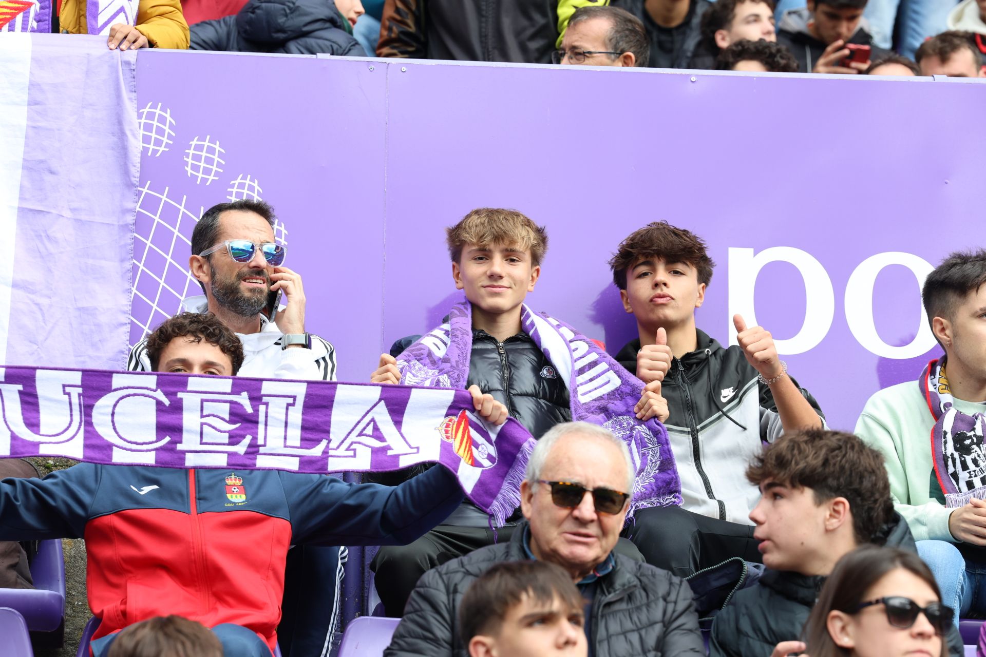 Búscate en la grada del estadio José Zorrilla (2/4)