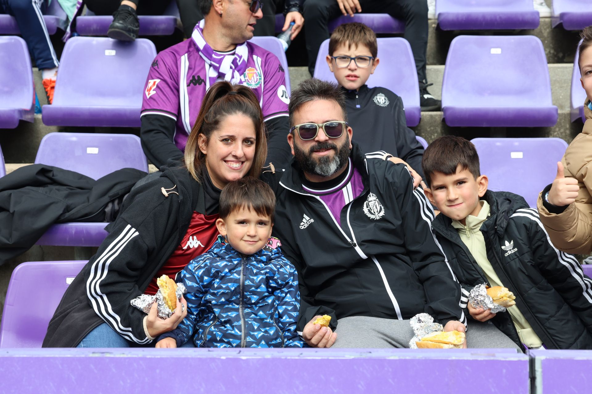 Búscate en la grada del estadio José Zorrilla (4/4)