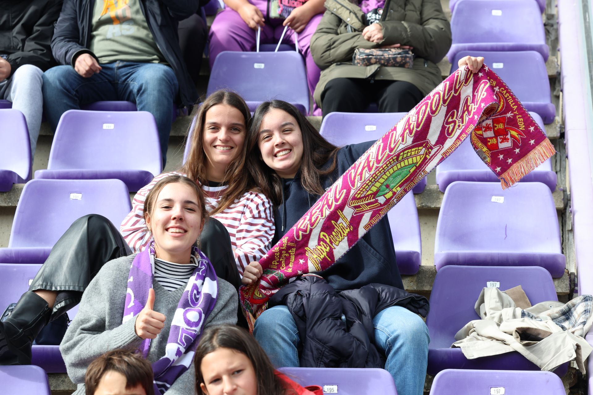 Búscate en la grada del estadio José Zorrilla (4/4)