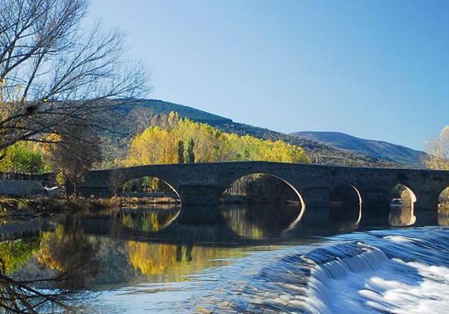 Puente en el Barco de Ávila.