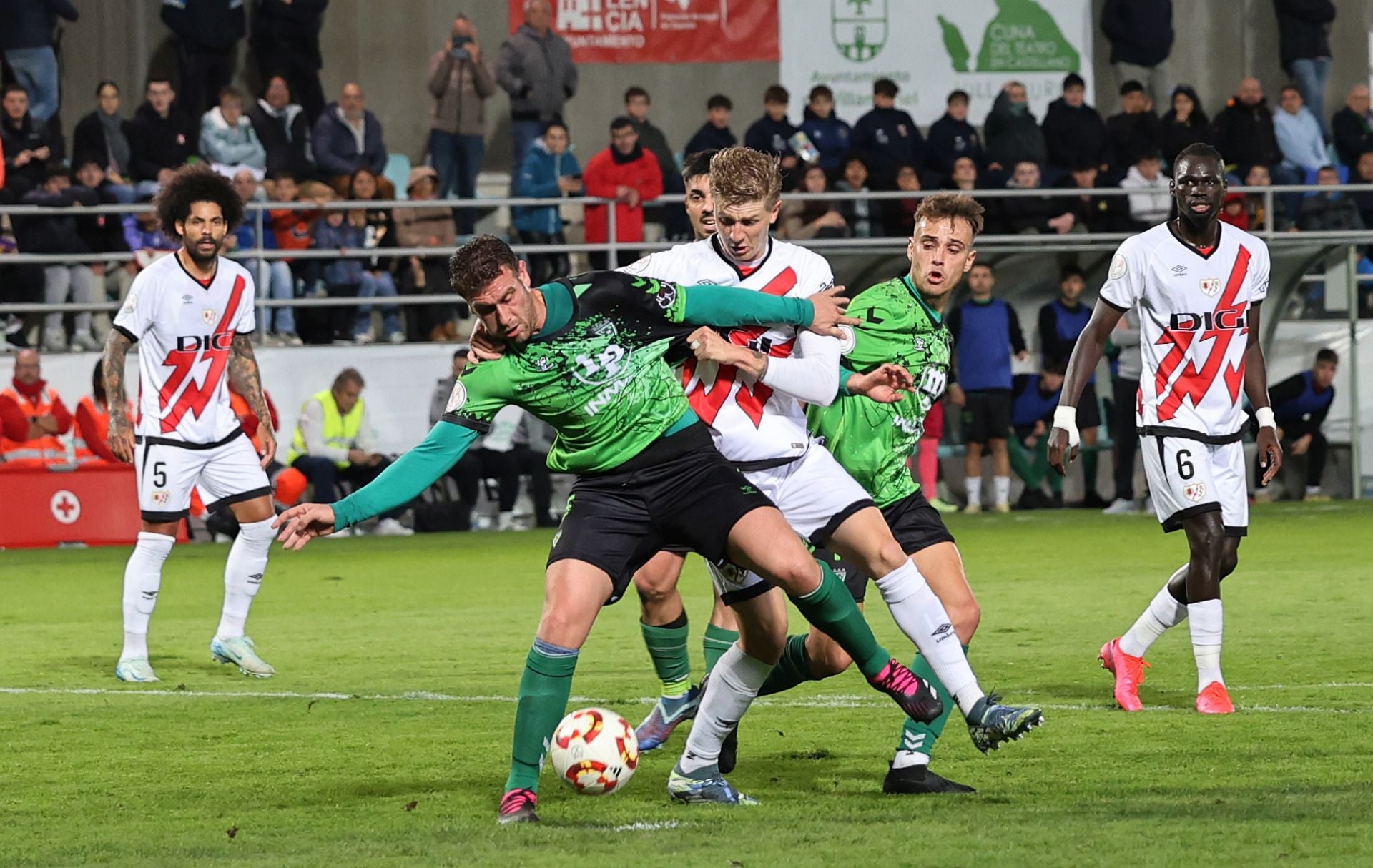 Así ha plantado cara el Villamuriel al Rayo Vallecano en el 0-5