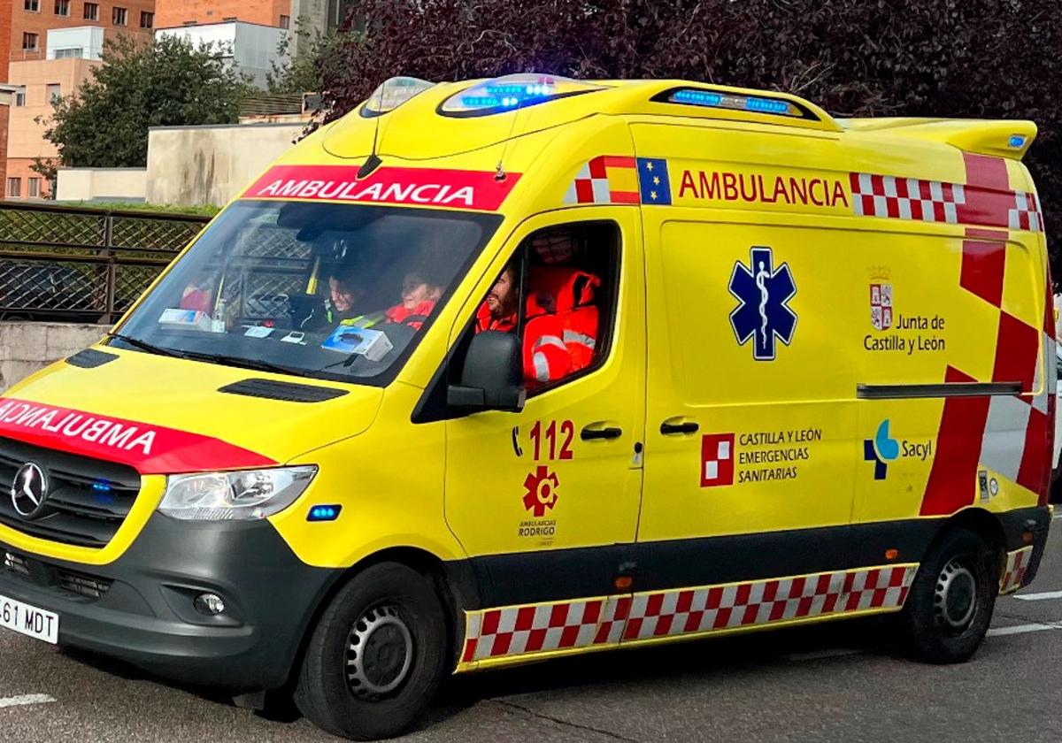 Ambulancia del Sacyl.