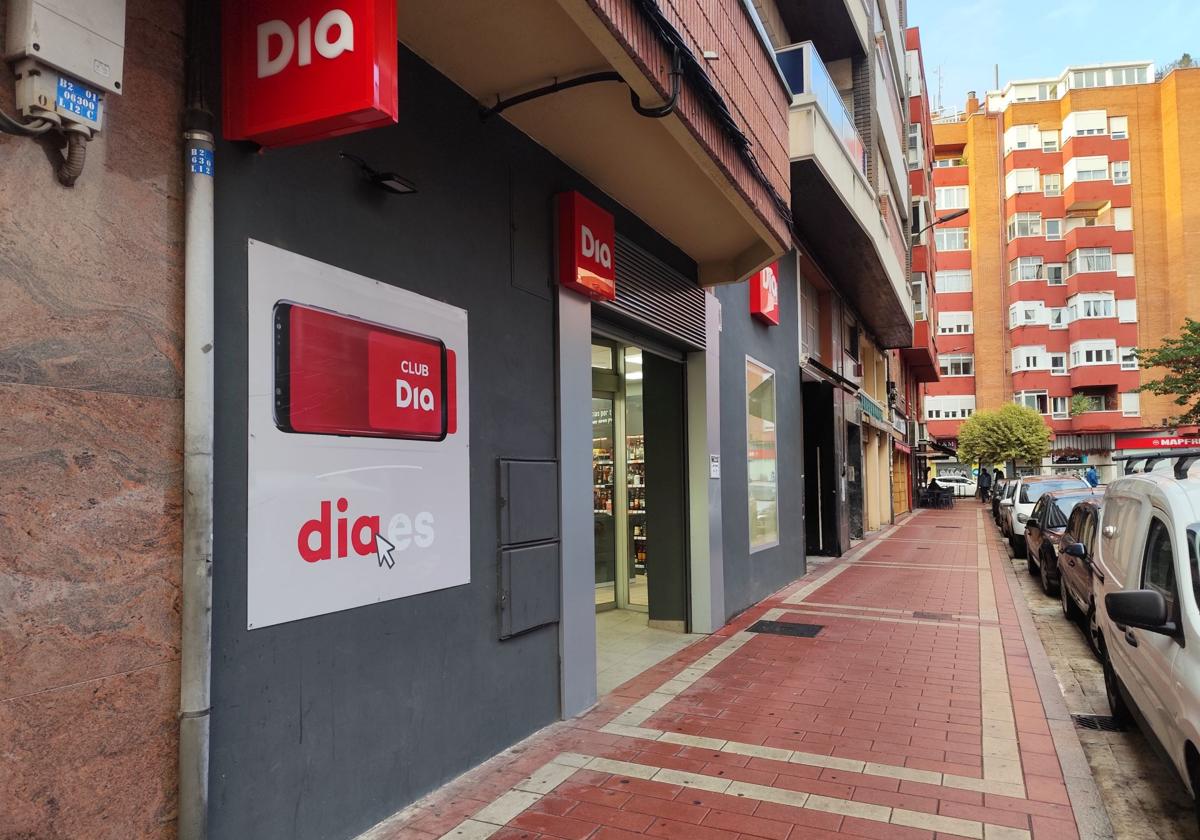 Supermercado Dia de la calle Monjas, en el que se perpetró el atraco.