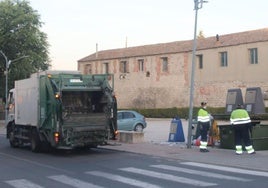 Recogida de basuras en Cuéllar.