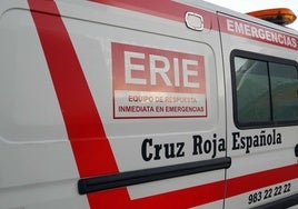 Una ambulancia del equipo de respuesta inmediata en emergencias de Cruz Roja en Valladolid.