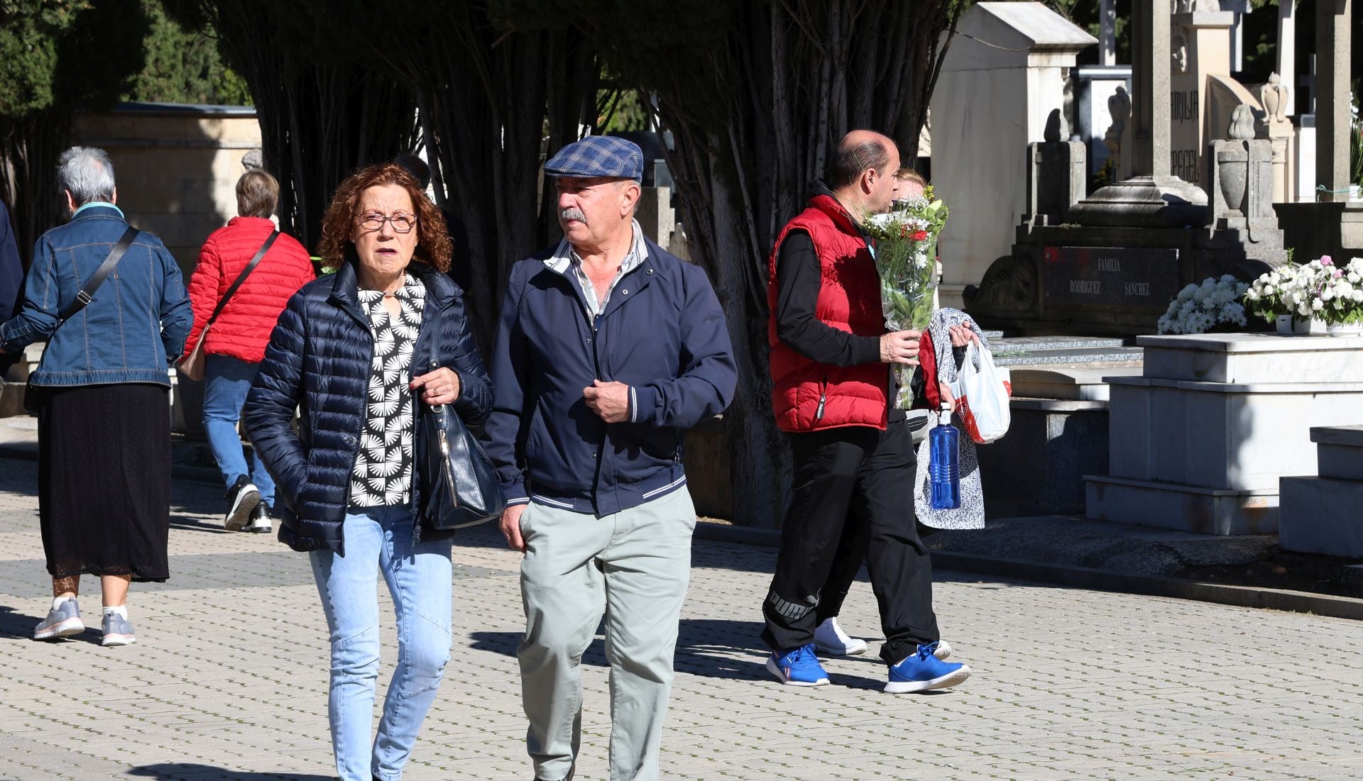 Palencia recuerda a sus difuntos