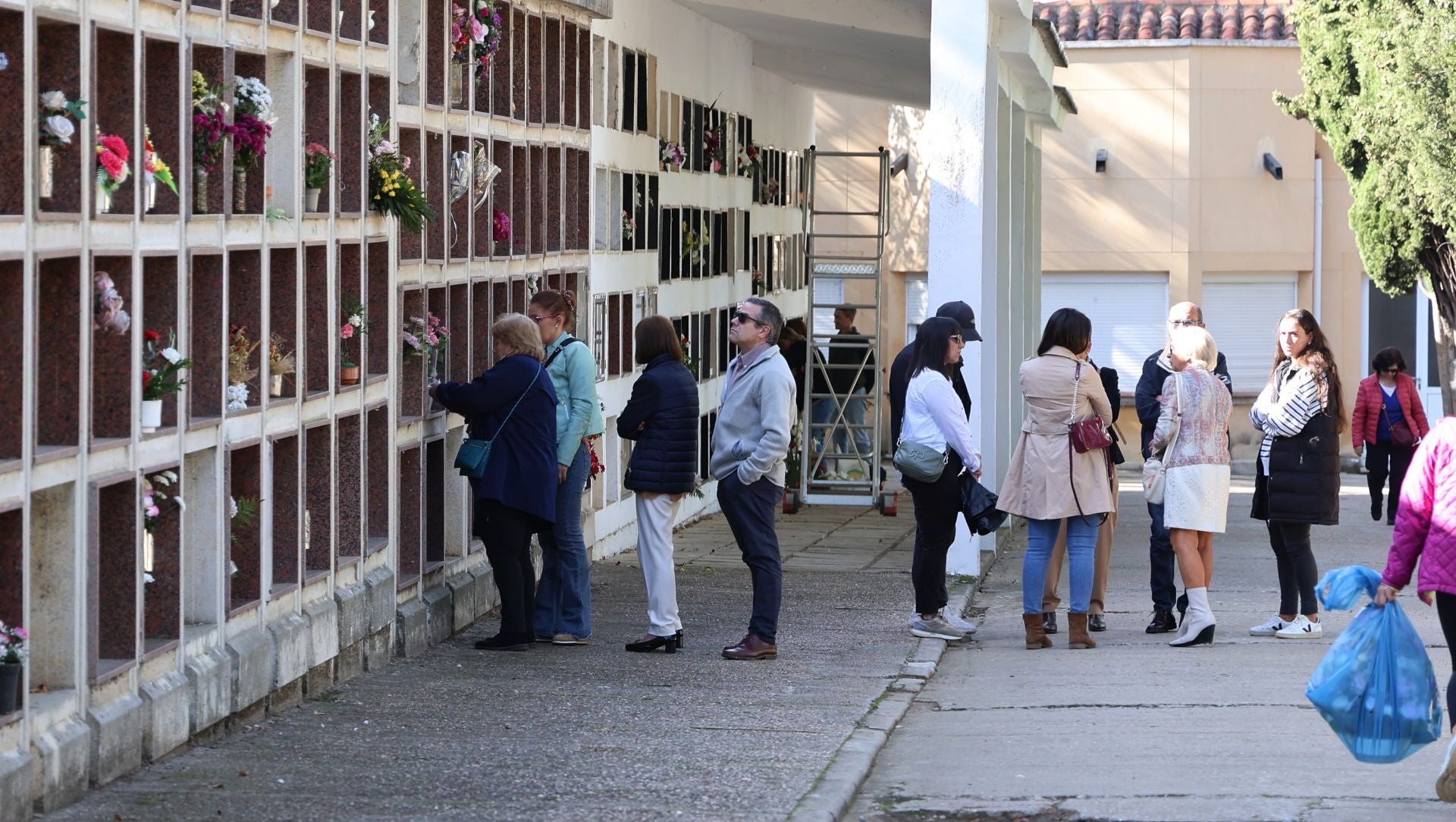 Palencia recuerda a sus difuntos