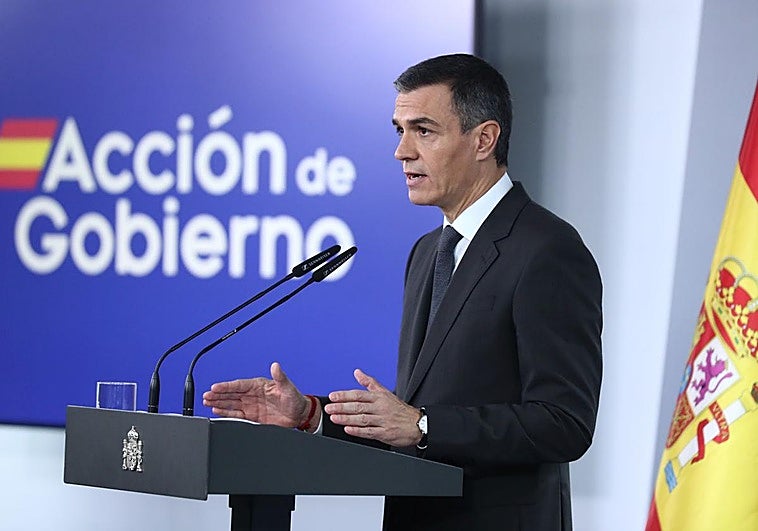 Sánchez anuncia el envío inmediato de 5.000 militares más a la Comunidad Valenciana.
