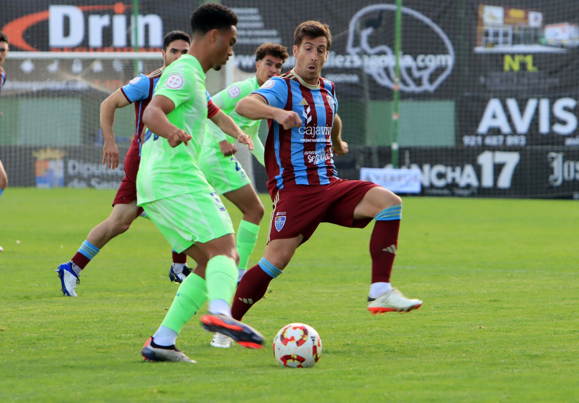 Fotos del empate de la Segoviana ante el Barcelona B