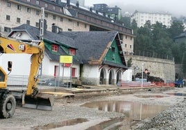 Obras en la estación de tren de Navacerrada, por lo que el servicio ferroviario no está en funcionamiento.