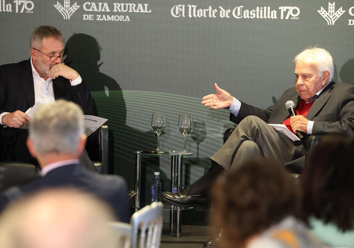 Las imágenes del encuentro con Felipe González organizado por El Norte de Castilla