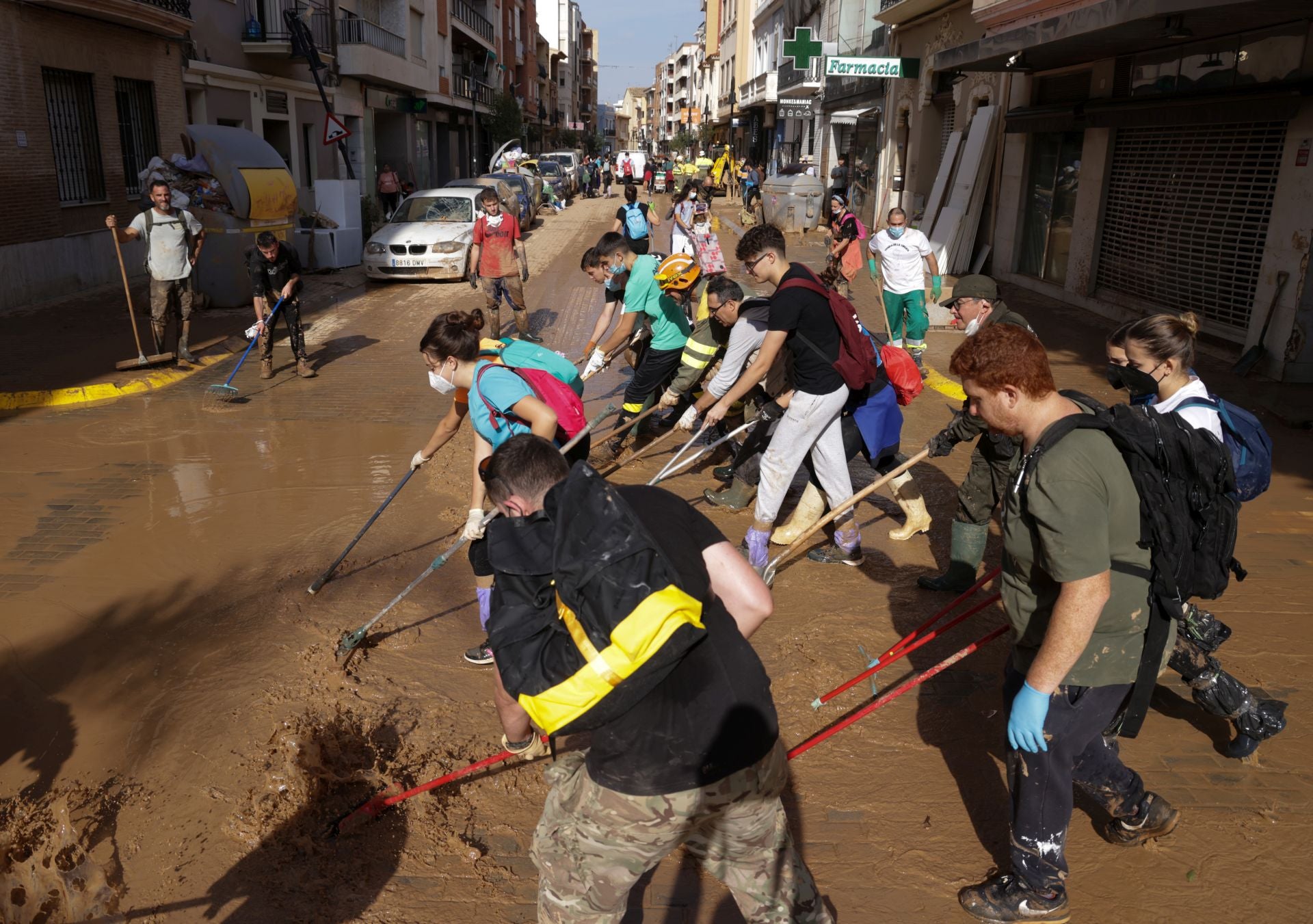 El municipio de Aldaia lucha por salir de la trágica DANA