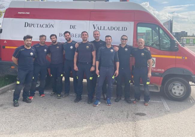 Lo bomberos de la primera unidad que viajó a la zona cero.