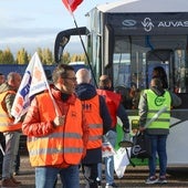 Suspendida la huelga del lunes en Auvasa «por solidaridad» con las víctimas de la DANA