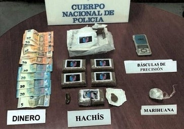 Detenidos cuatro hombres y una mujer por tráfico de drogas