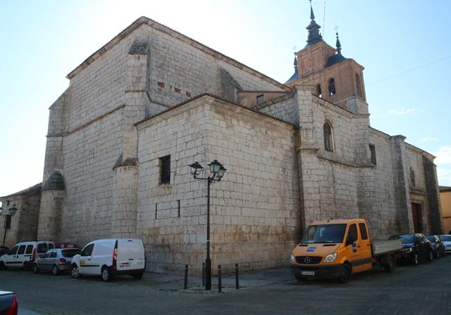 Exterior de la iglesia de San Pedro de Tordesillas.