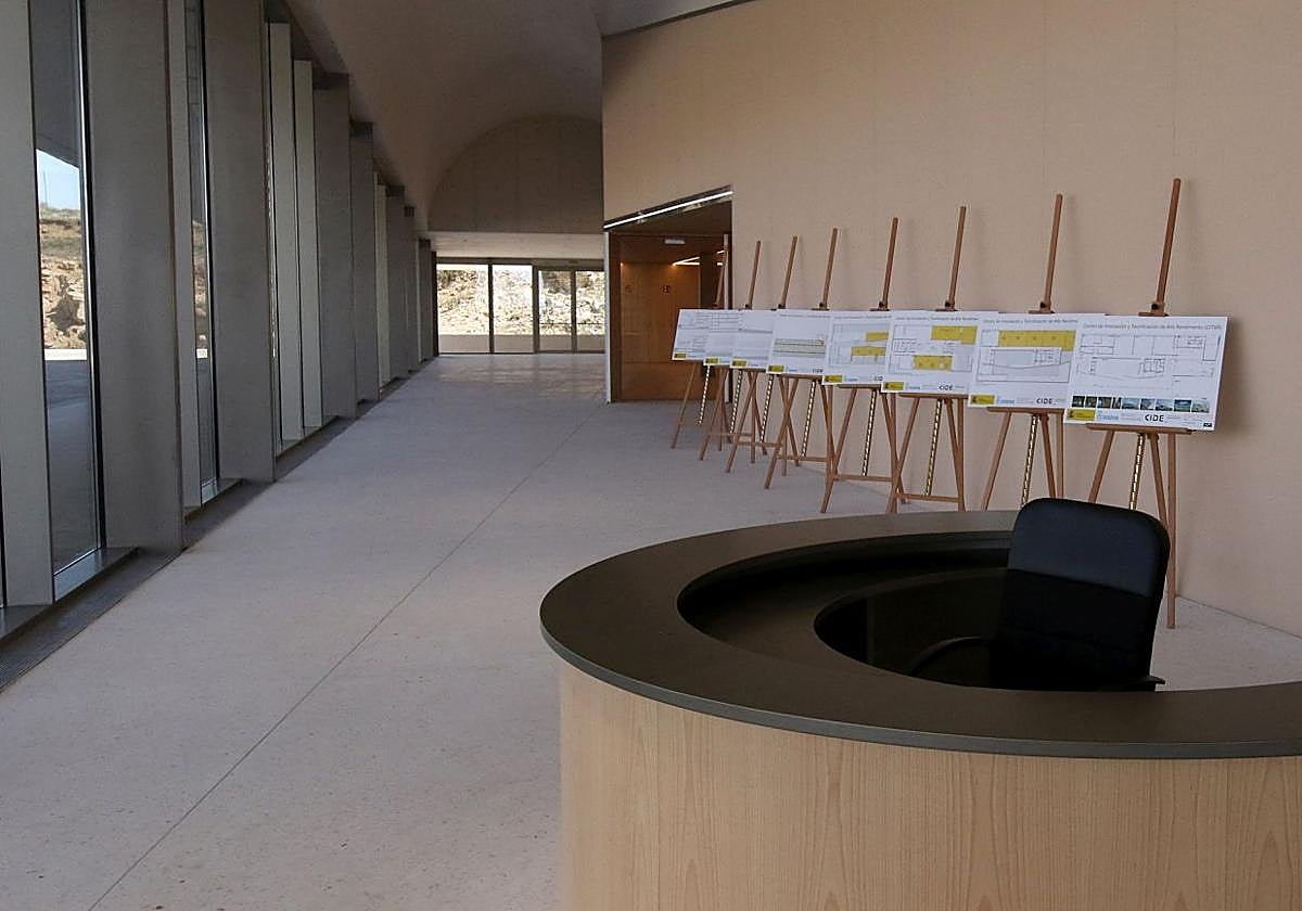 Interior de la planta baja del CIDE.