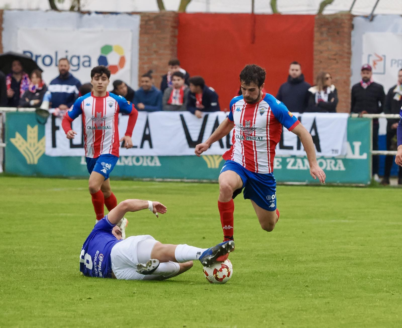 La remontada del Atlético Tordesillas frente al Palencia Cristo Atlético, en imágenes