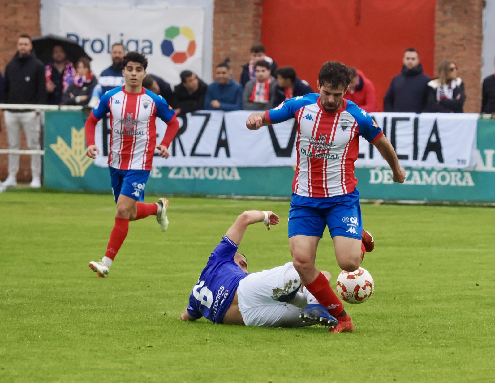 La remontada del Atlético Tordesillas frente al Palencia Cristo Atlético, en imágenes