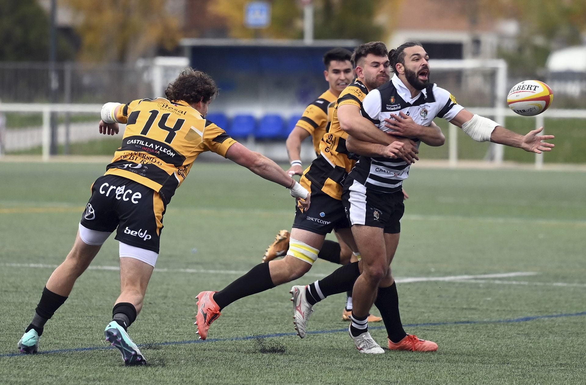 El partido entre El Salvador y El Recoletas Burgos, en imágenes