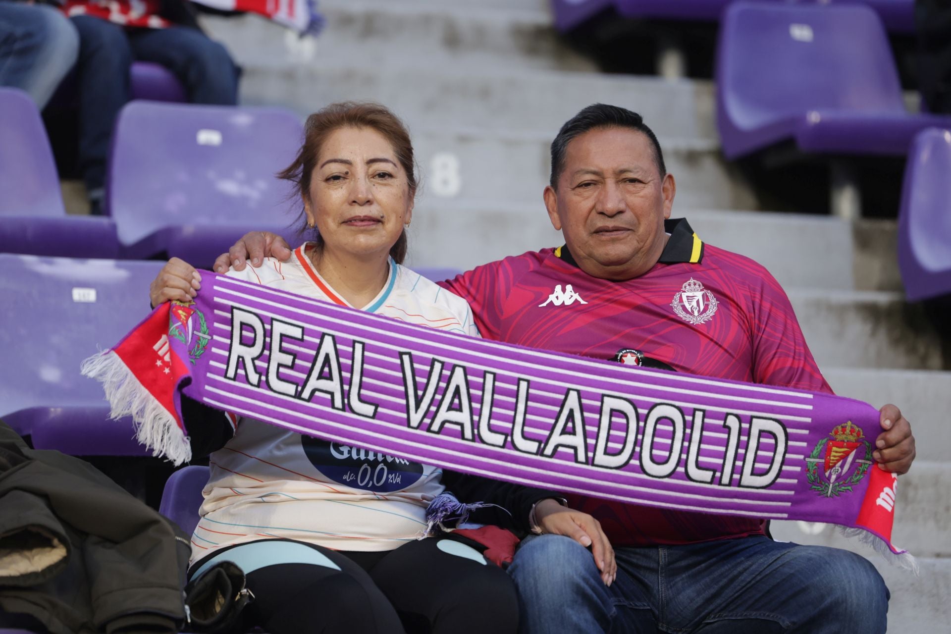 Búscate en la grada del estadio José Zorrilla (2/4)