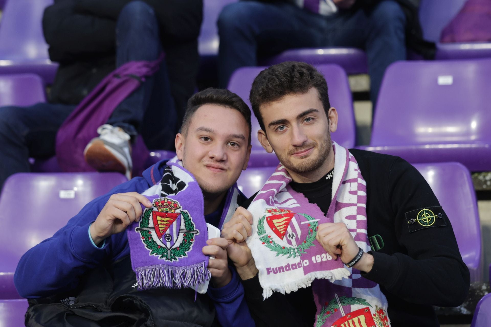 Búscate en la grada del estadio José Zorrilla (2/4)