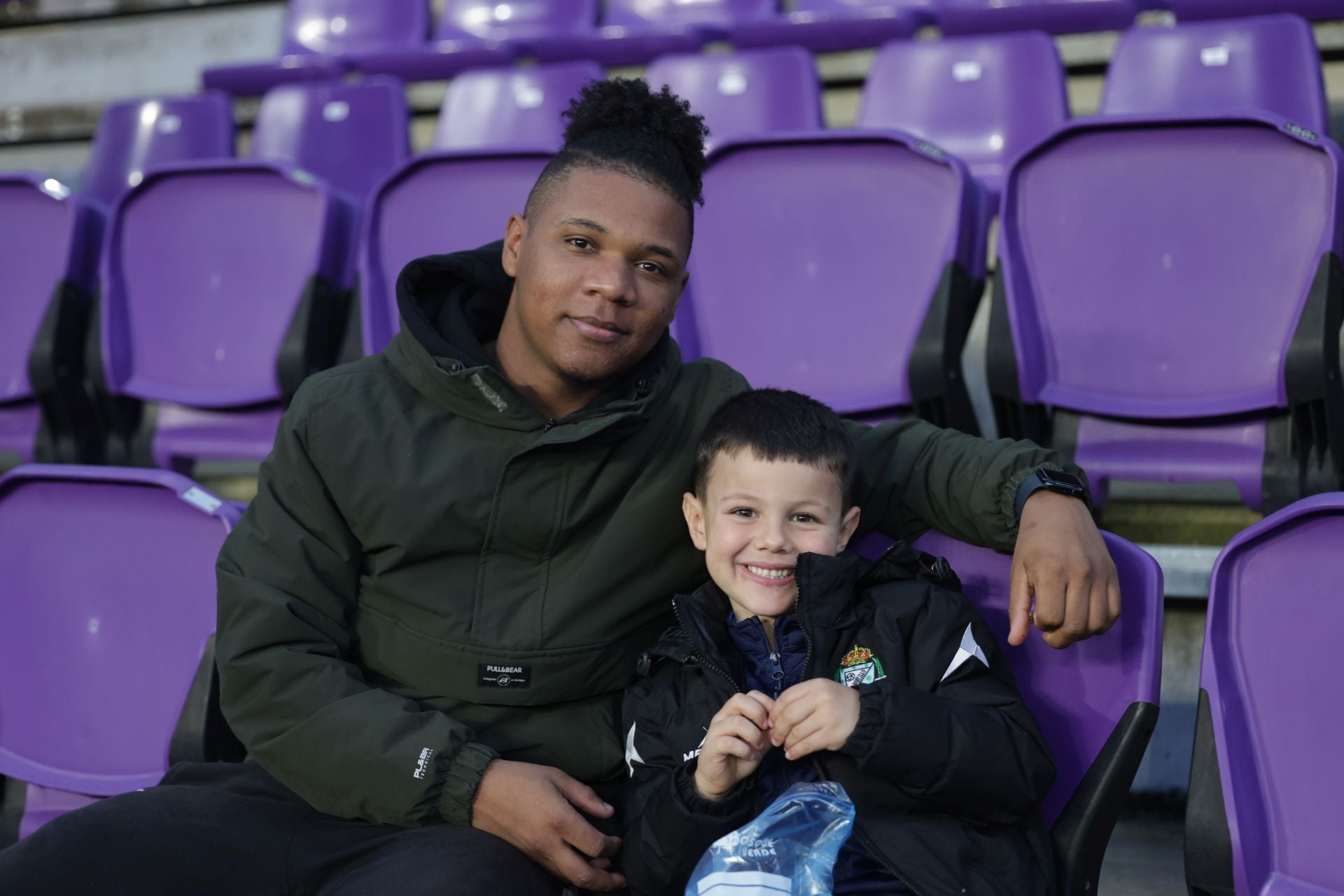 Búscate en la grada del estadio José Zorrilla (2/4)