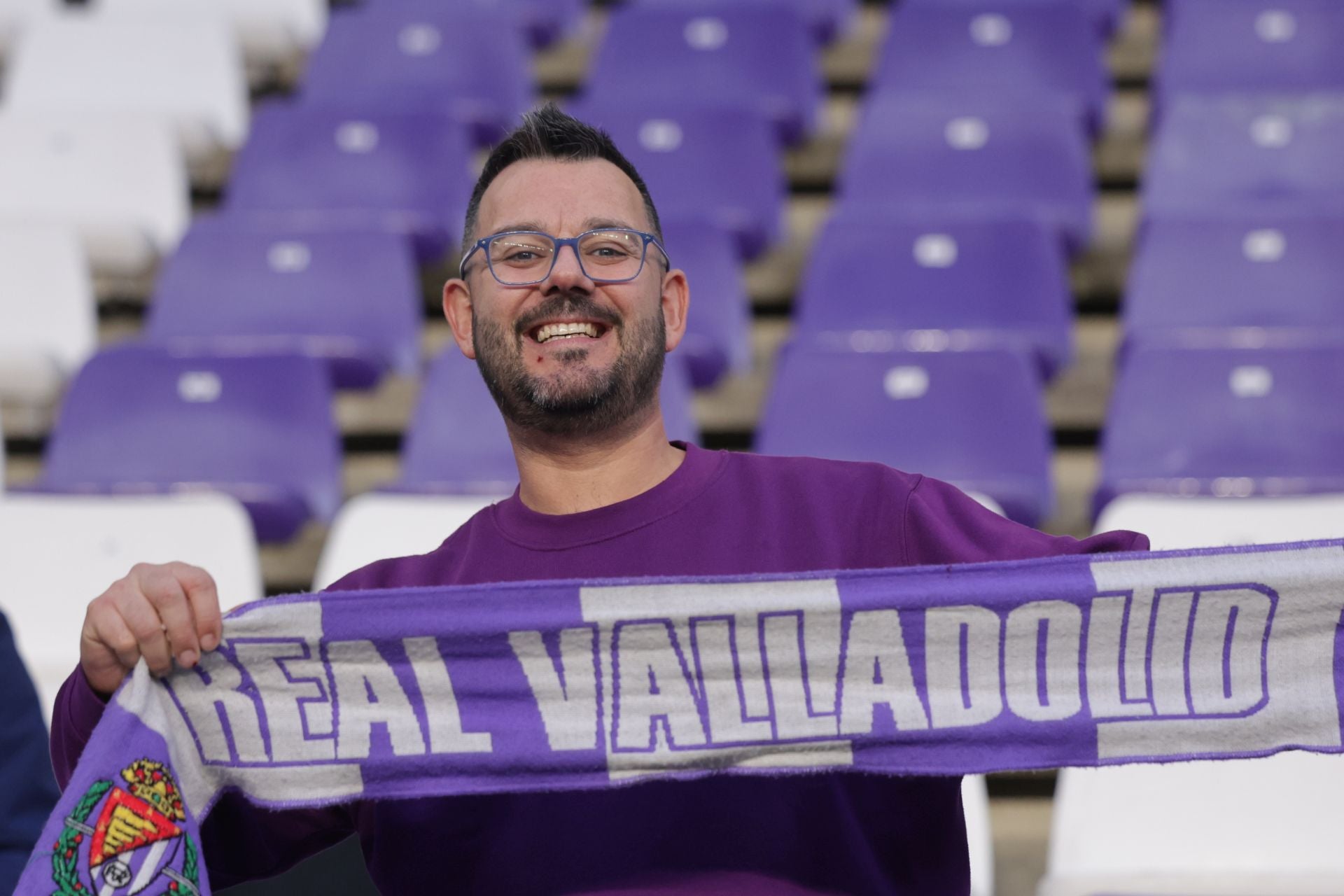 Búscate en la grada del estadio José Zorrilla (3/4)