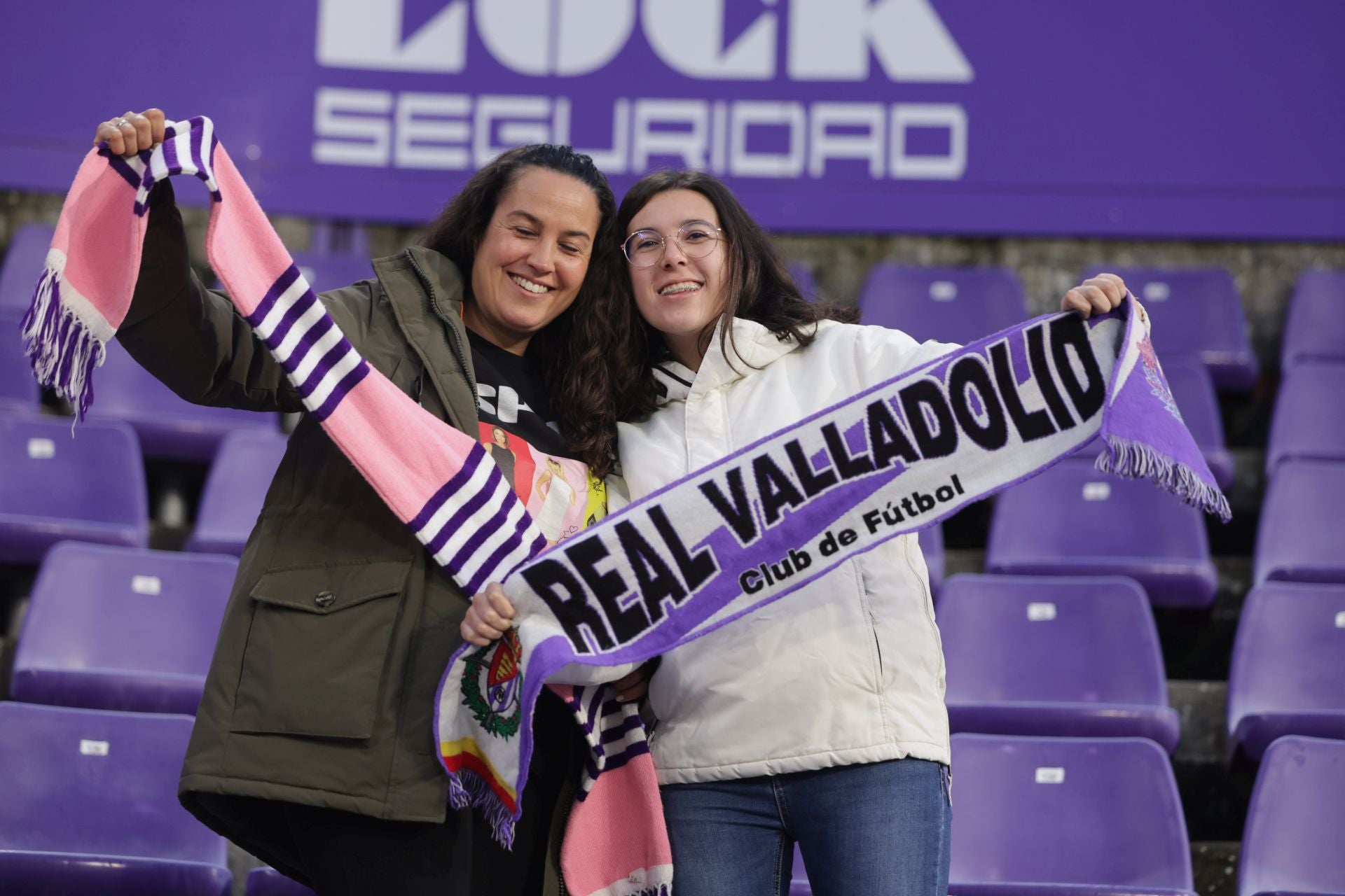 Búscate en la grada del estadio José Zorrilla (4/4)