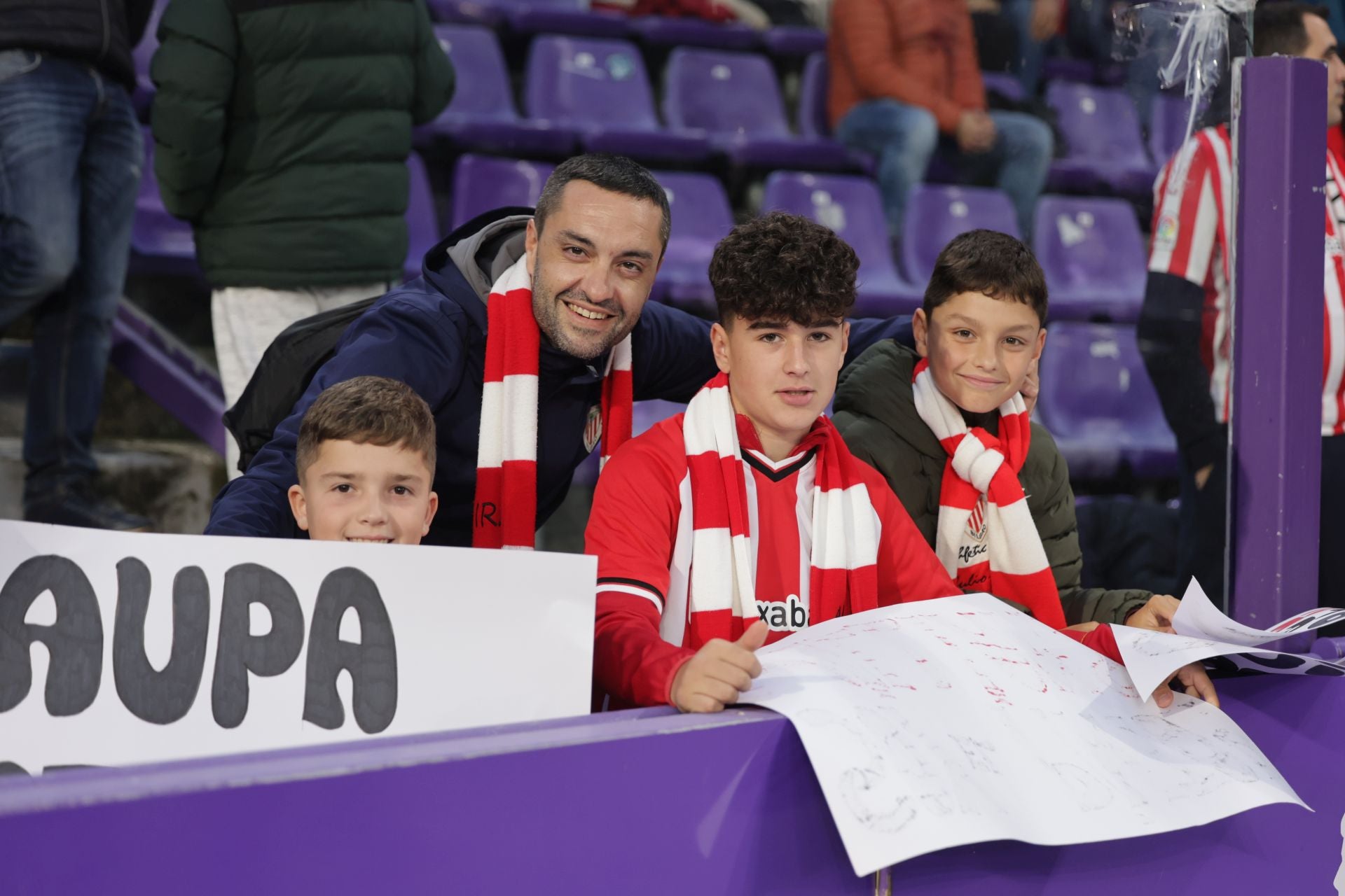 Búscate en la grada del estadio José Zorrilla (4/4)