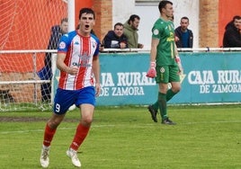 Torres celebra el primer tanto rojiblanco.